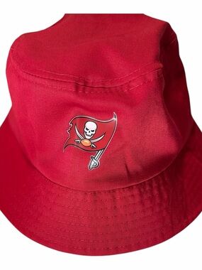 NFL‎ Tampa Bay Buccaneers football 90s y2k vibes bucket hat red